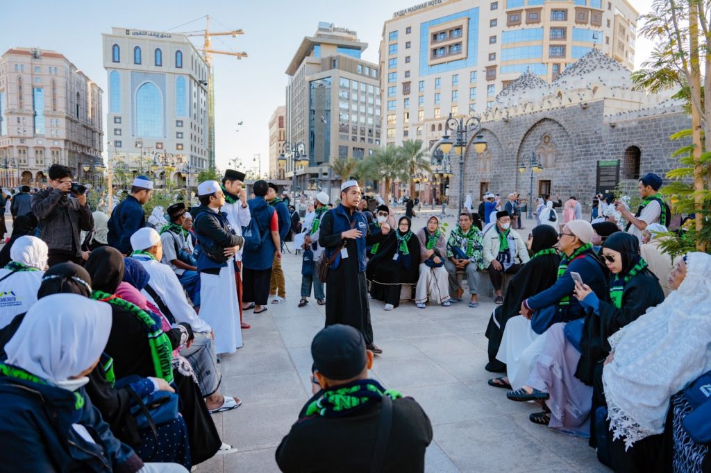 jamaah madani tour di Madinah