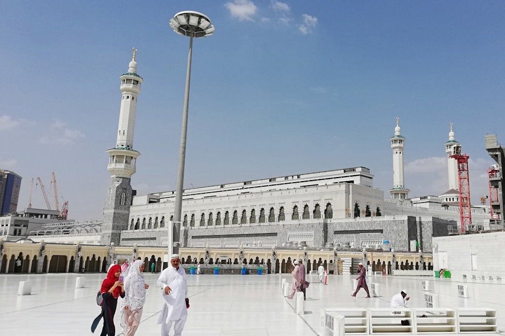 Memahami Proses Visa Umroh: Panduan Bersama Madani Tour