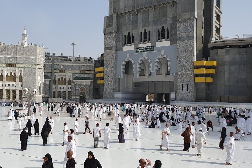 Rencana Perjalanan Umroh: Itinerary Lengkap Bersama Madani Tour